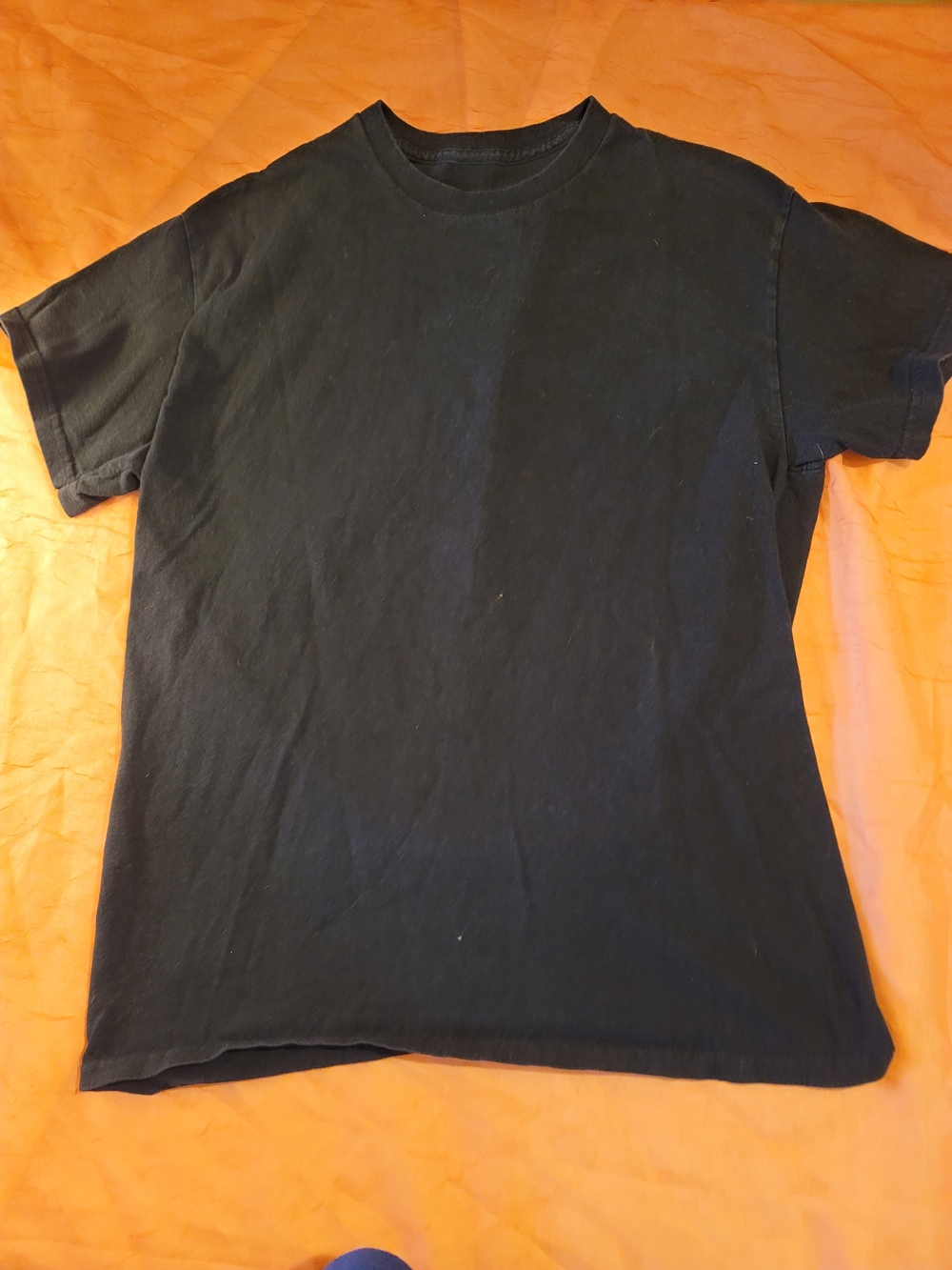 Taylor Swift "Mirrorball" Graphic Tee - Black with Gold Print - Picture 2 of 6